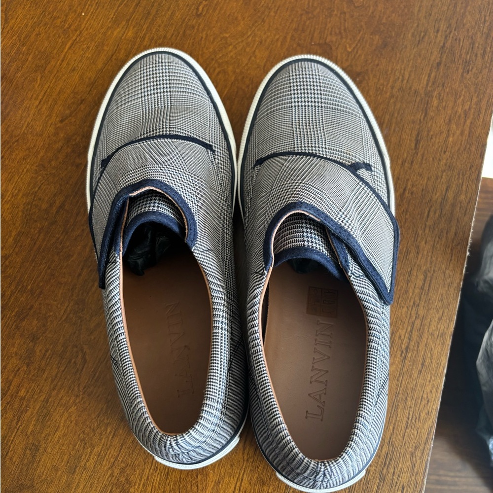 LANVIN / LEATHER LOW TRAINERS SIZE 8 navy / leather -  men's shoes